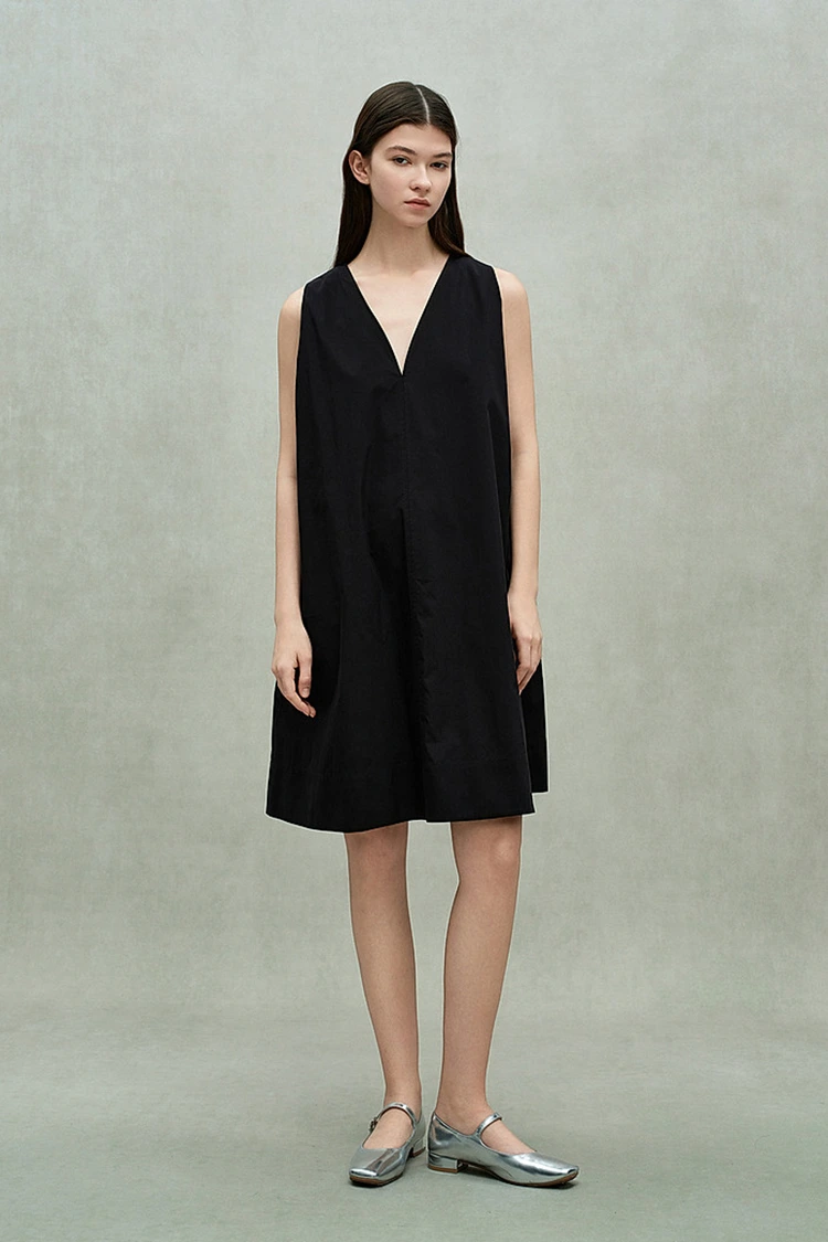 Vestido feminino casual de algodão com decote em V